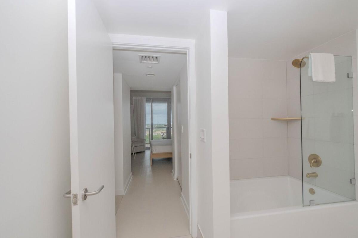 Appartement 2B 2B Luxury Ocean Views Apt In Hallandale Beach Extérieur photo